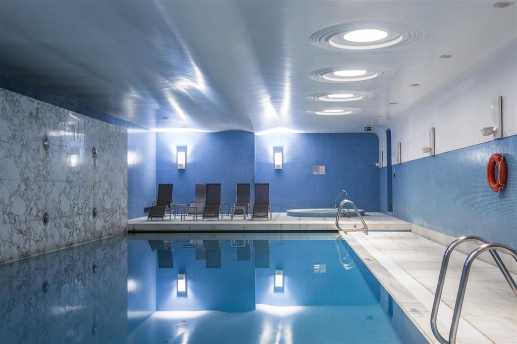Hotel De Guimaraes Business & Spa Bagian luar foto