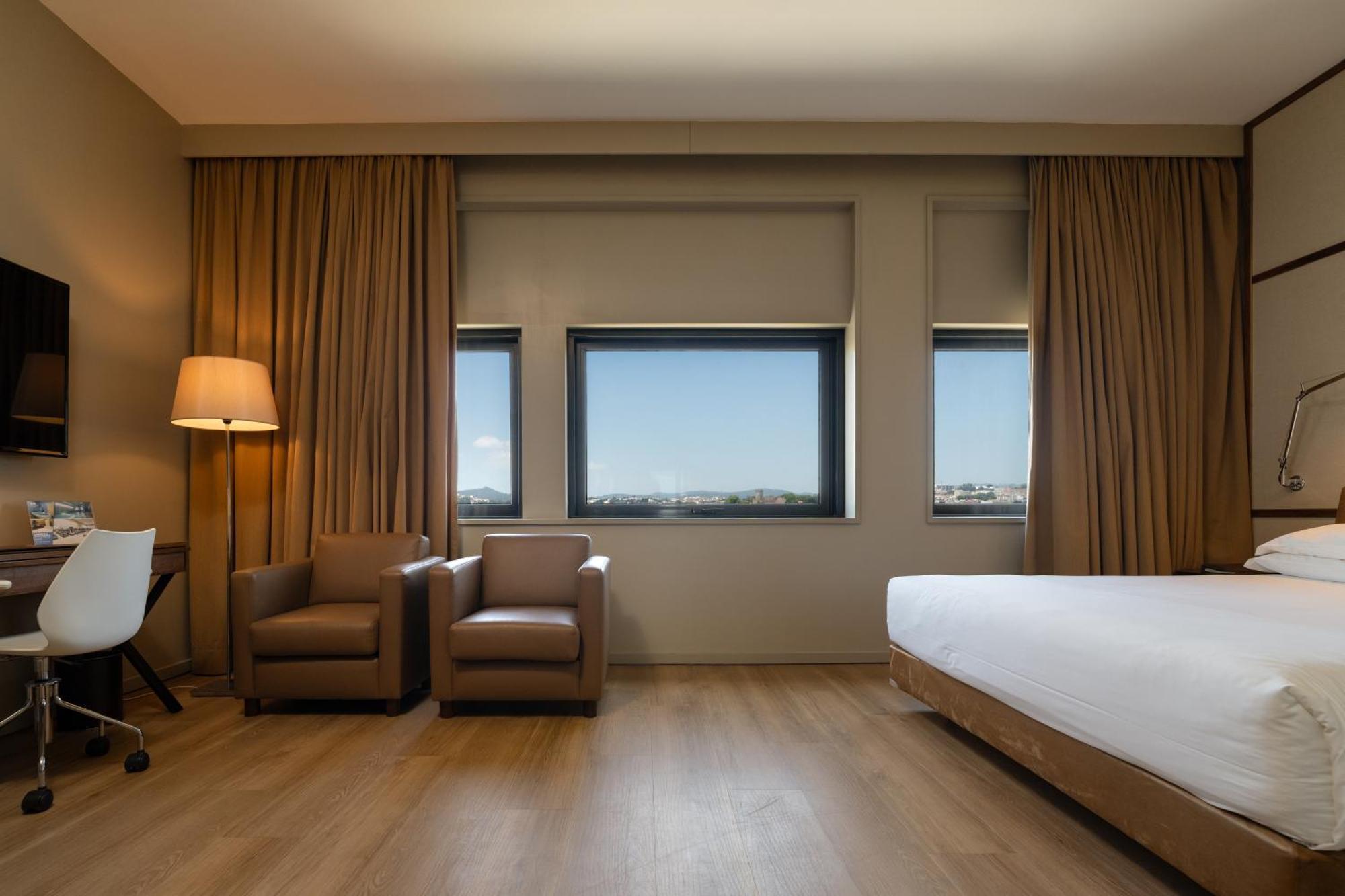 Hotel De Guimaraes Business & Spa Bagian luar foto