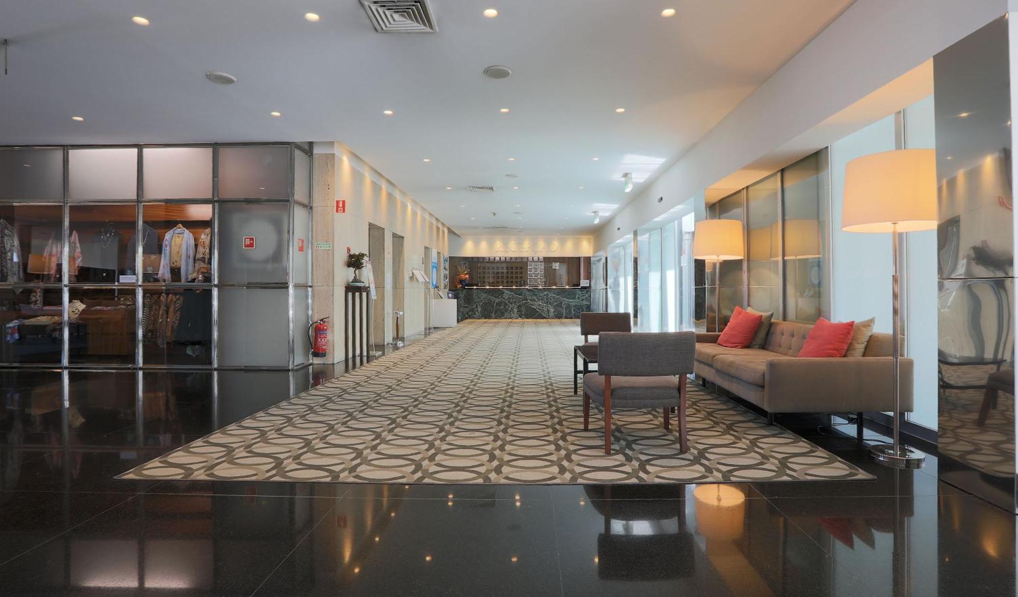 Hotel De Guimaraes Business & Spa Bagian luar foto
