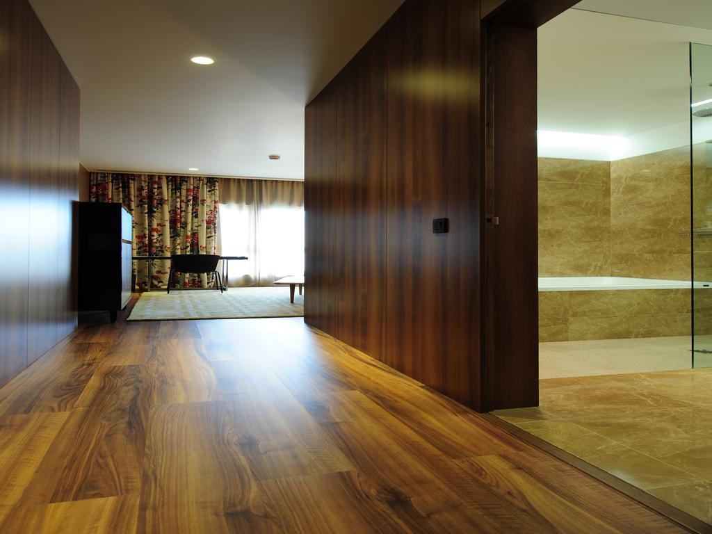 Hotel De Guimaraes Business & Spa Bagian luar foto