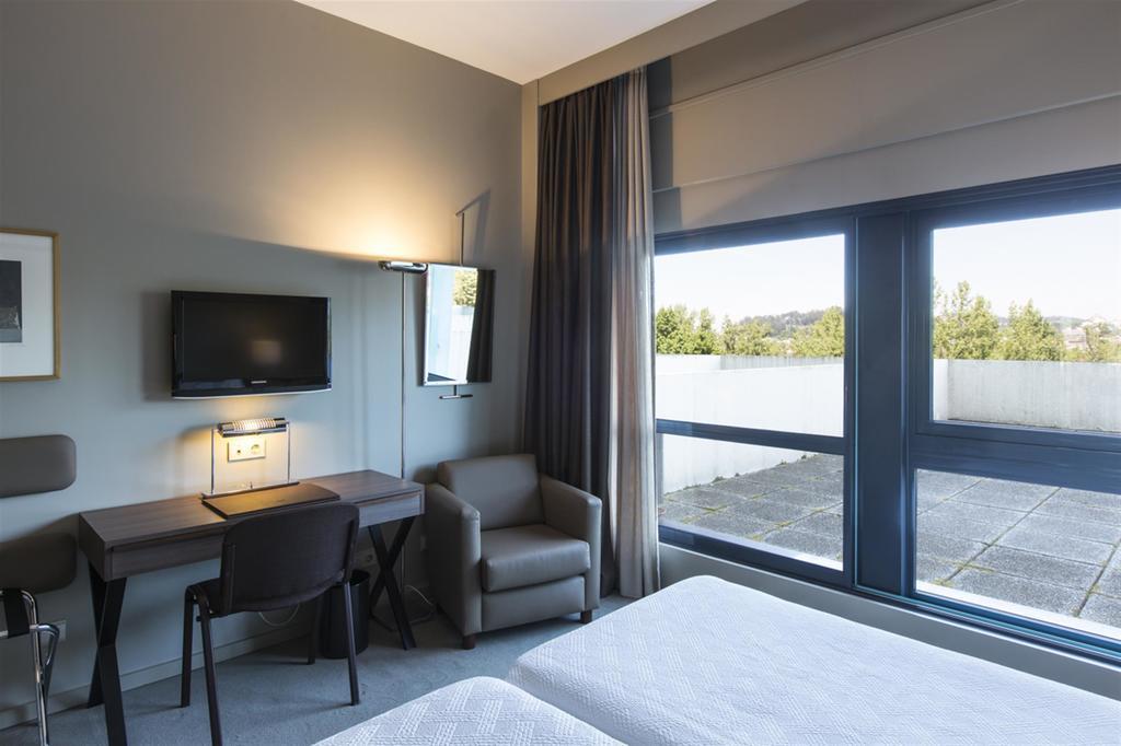 Hotel De Guimaraes Business & Spa Bagian luar foto